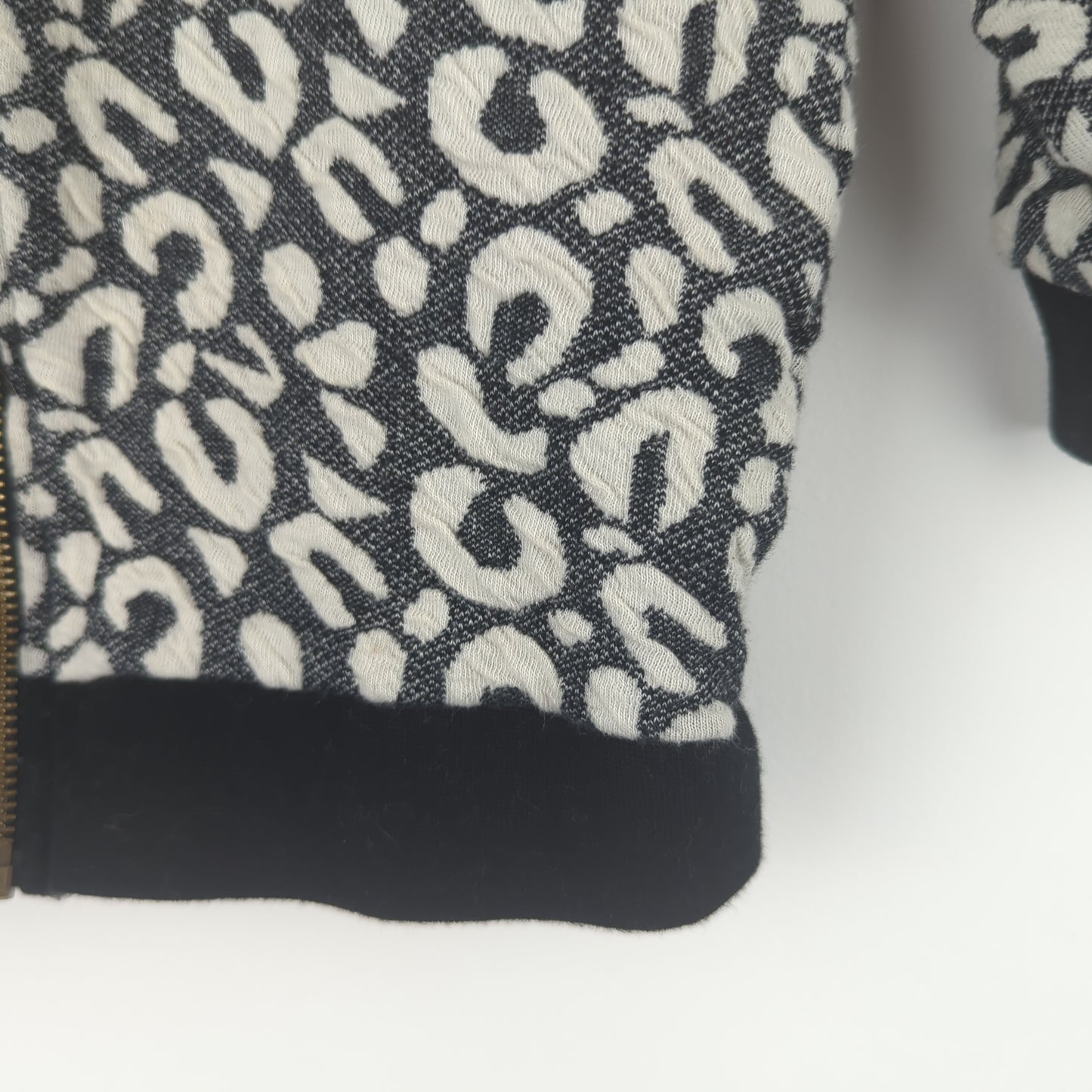 Preloved Turtledove Zip up Sweater - Leopard Jacquard (2-3yrs)