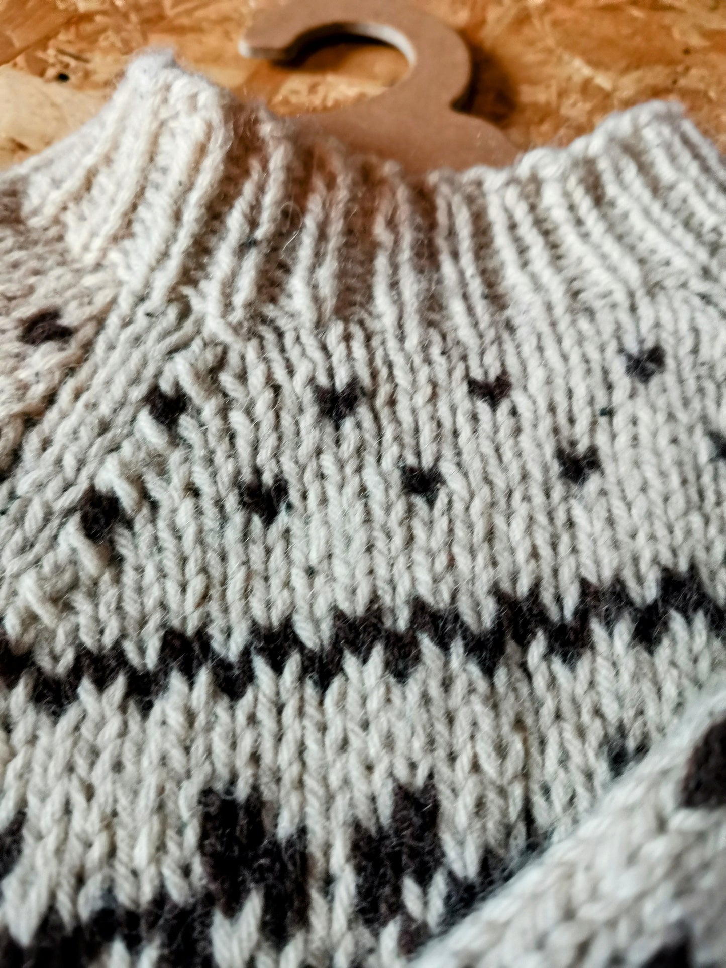 Handknitted Jumper - Beige (6-7yrs)