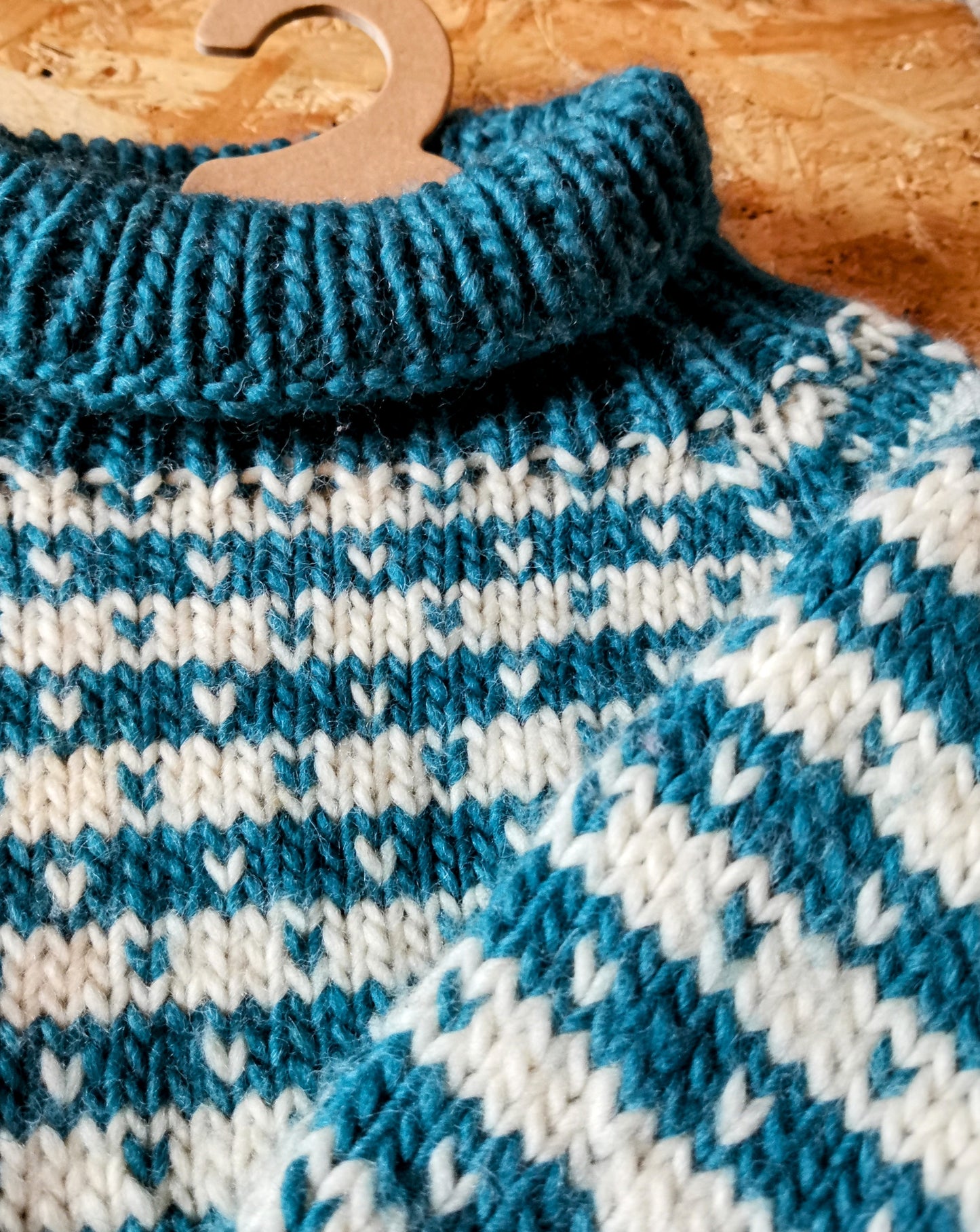 Handknitted Jumper - Turquoise (5-6yrs)